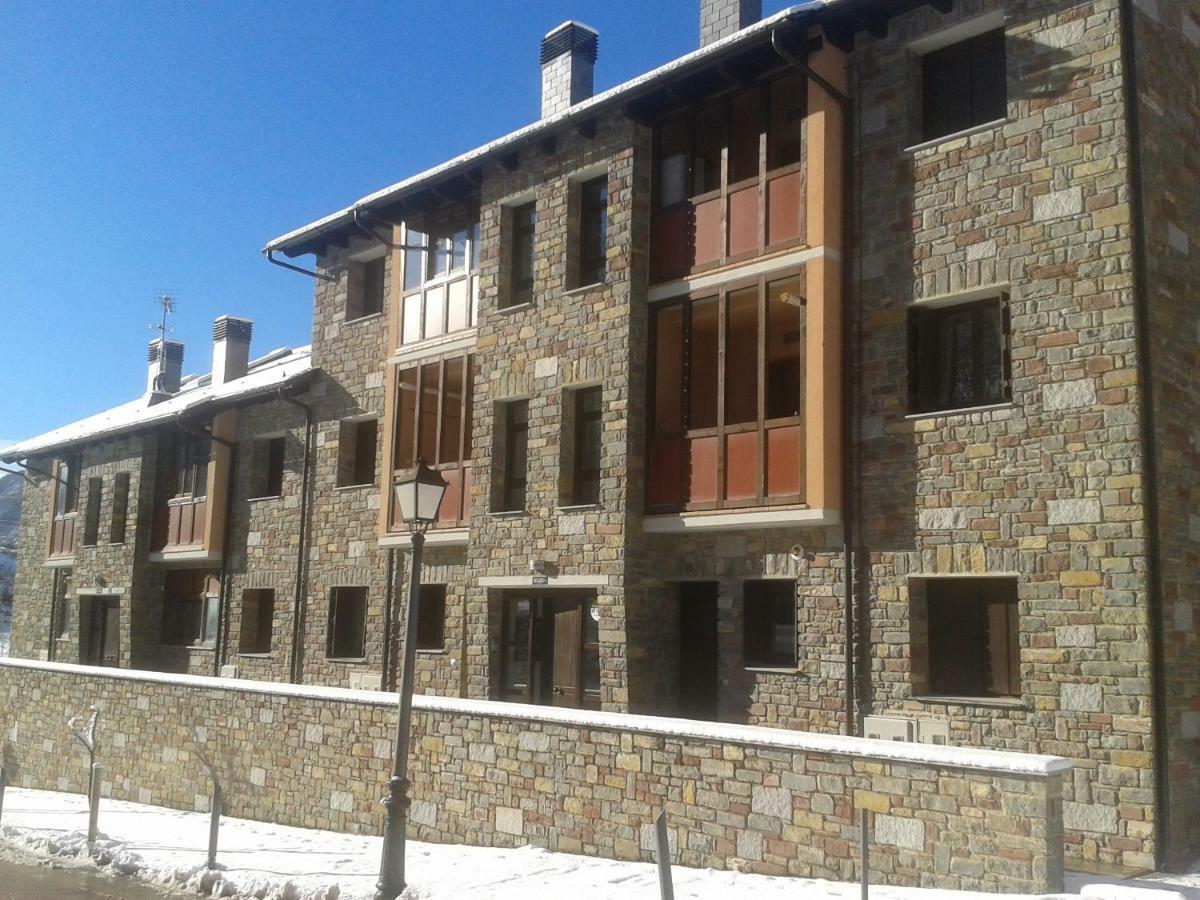 Vivienda Isabel Apartment Sesue Exterior photo